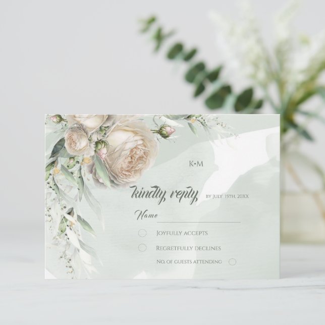 Salbei Grün Weiß Rosen Hochzeit RSVP Karte (Stehend Vorderseite)