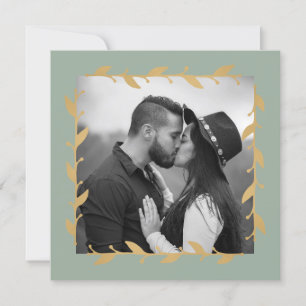 Salbeigrüne moderne Foto-Gold-Blatt-Hochzeit Einladung