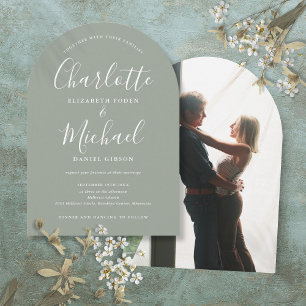 Salbeigrüne Signature-Script-Foto-Bogen-Hochzeit Einladung