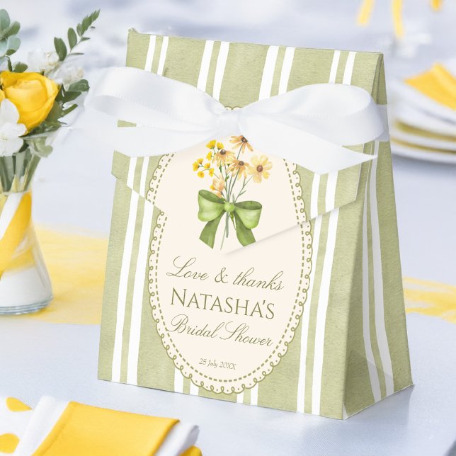Salbeigrüne Streifen elegante Hochzeitsdusche-Gesc Geschenkschachtel (Sage green stripes grand millennial coquette elegant bridal shower favors personalized favor boxes)