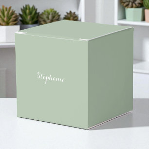 Salbeigrüner Name Moderne Elegante Monogramm Boho Geschenkschachtel