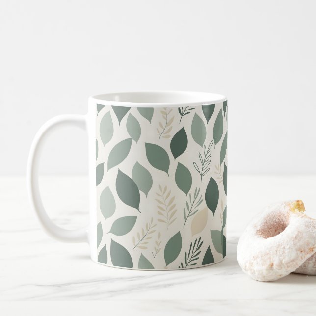 Salbeigrünes Blattmuster | Botanischer Kaffeebeche Kaffeetasse (Mit Donut)