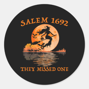 Salem 1692 verpasste eine Hexenmeistersaal Runder Aufkleber