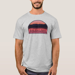 Salem Lake North Carolina Roter Sonnenaufgang T-Shirt