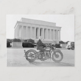 Sally und ihr Harley Postkarte