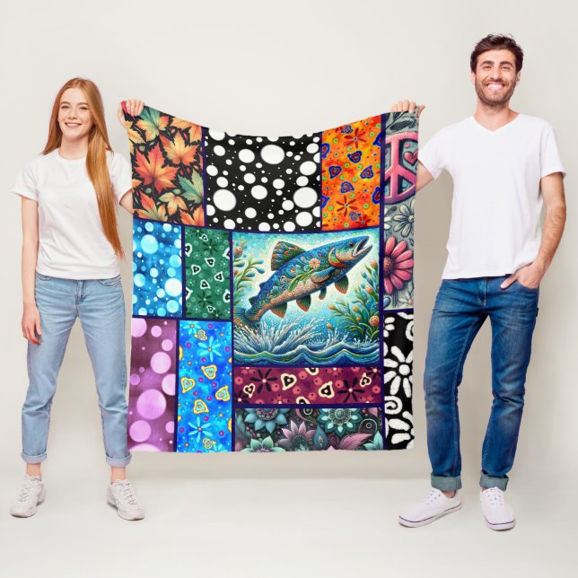 Salmon Crazy Quilt Floral Whimsical Colorful Fleecedecke (Beispiel)