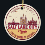 Salt Lake City Utah City Skyline Emblem Keramik Ornament<br><div class="desc">Salt Lake City minimalistisches,  farbenfrohes Kunstdesign mit Sehenswürdigkeiten und Sehenswürdigkeiten der Stadt in Utah.</div>