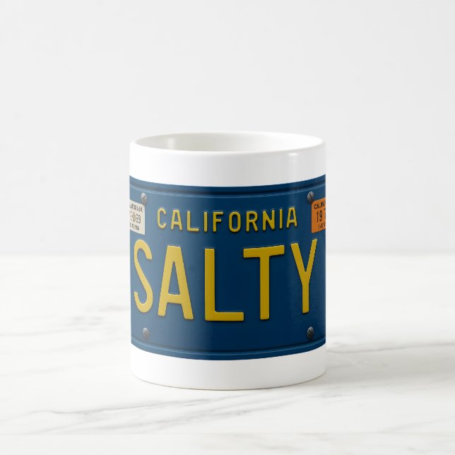 Salty -Retro 1969 California License Plate Graphic Kaffeetasse (Mittel)