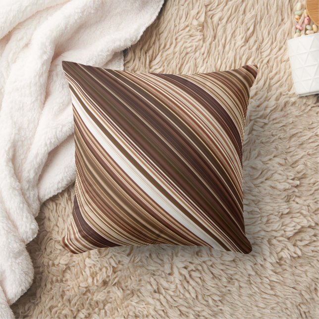 Samen und Nüsse in vielen Tönen aus braunem Streif Kissen (Decke)