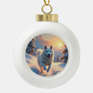 Samojede Schneebärgen-Abenteuer Weihnachten Keramik Kugel-Ornament