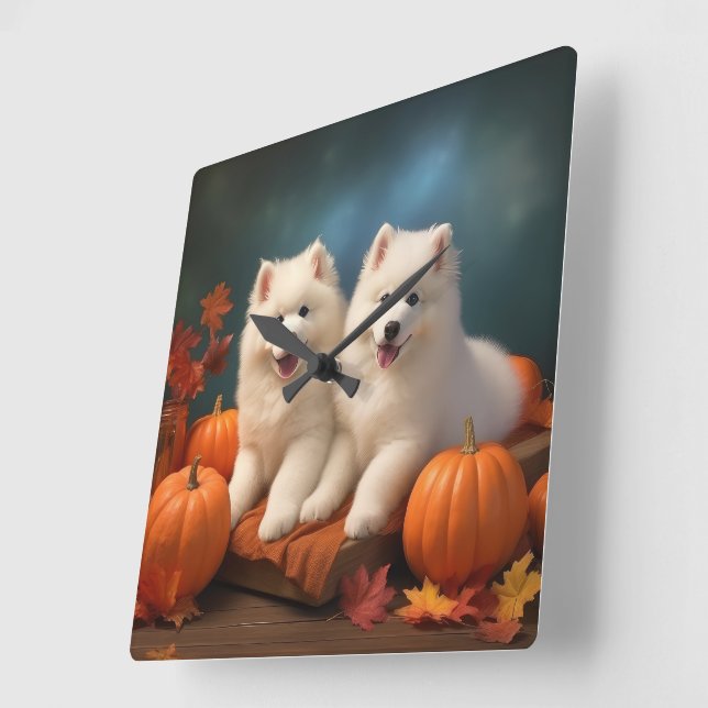 Samoyed Puppy Autumn Delight Pumpen Quadratische Wanduhr (Winkel)