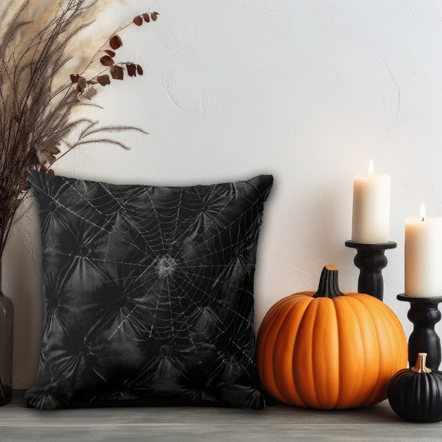Samt mit Spider Web gepolstert Kissen (Von Creator hochgeladen)