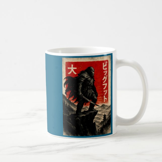 Samurai Bigfoot Graphic Tee Japanese Vintage  Kaffeetasse (Rechts)