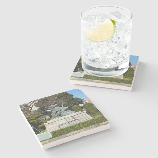 Samurai Kamakura Gongoro Kagemasa Kabuki Statue Steinuntersetzer (Seitenansicht)