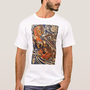 Samurai kämpft gegen großes Reptil, etwa 1800er T-Shirt