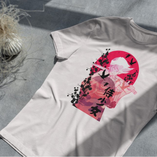 Samurai Woman Anime T-Shirt (Von Creator hochgeladen)