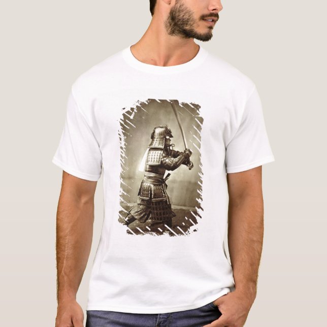 Samurais mit angehobener Klinge, c.1860 T-Shirt (Vorderseite)