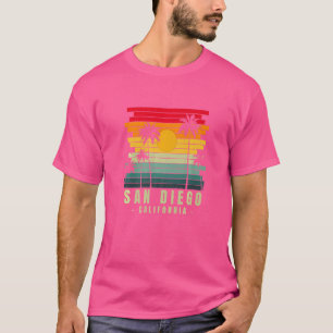 San Diego Ca California Retro Vintag Surfer USA T-Shirt