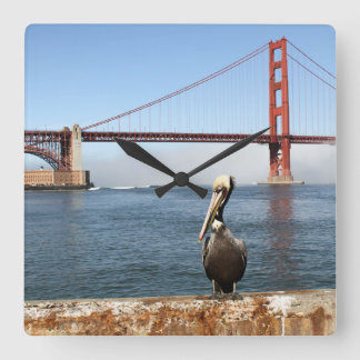 San Francisco Bridge Pelican Quadratische Wanduhr