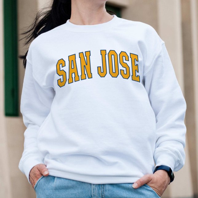 San Jose California Vintage College Style Sweatshirt (Von Creator hochgeladen)