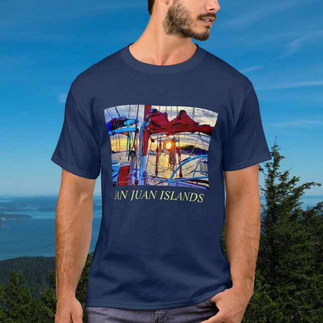San Juan Islands Sunset and Sailboats Tee Shirt (Von Creator hochgeladen)