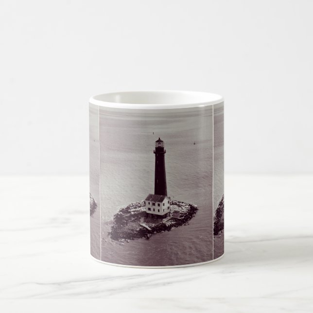 Sand-Insel-Leuchtturm Tasse (Mittel)