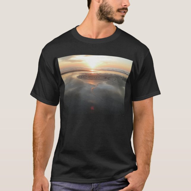 Sand-Kreis am Sonnenuntergang-Shirt #2 T-Shirt (Vorderseite)