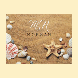 Sand & Meeresschalen, Name & Monogramm, weißer Sch Postkarte