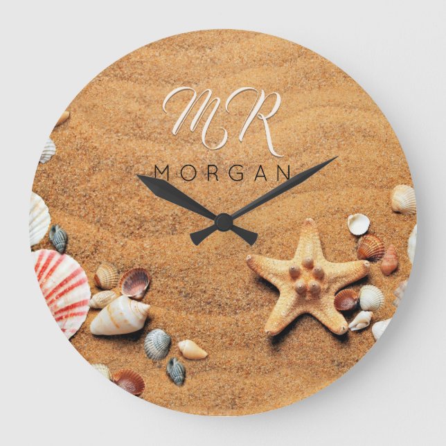 Sand & Muscheln, DIY Name & Monogram, Wh Script Große Wanduhr (Vorderseite)