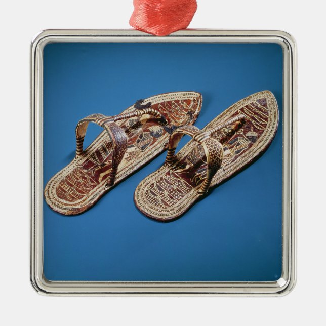 Sandalen, Grab von Tutankhamun, neues Königreich Silbernes Ornament (Vorne)