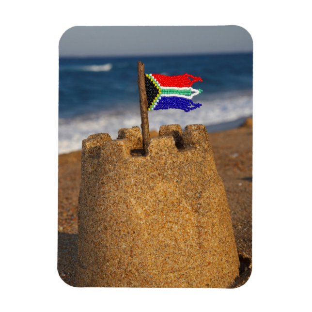 Sandschloss mit südafrikanischer Flagge, Umhlanga Magnet (Vertikal)