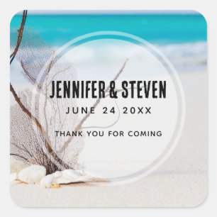 Sandstrand mit White Seashells Wedding Quadratischer Aufkleber