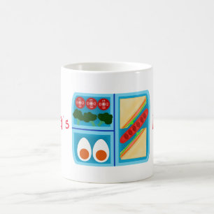 Sandwich, Wurst, Ei, Tomate, Brocolli in A Lunc Kaffeetasse