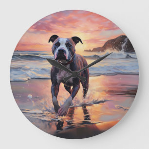 Sandy American Staffordshire Hund am Strand Sonnen Große Wanduhr