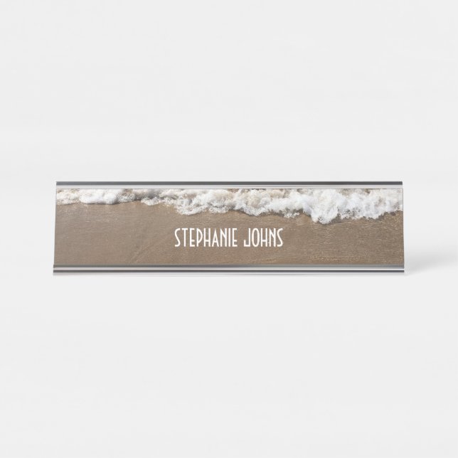 Sandy Beach Ocean Waves Monogram Individuelle Name Schreibtischnamensplakette (Vorderseite )
