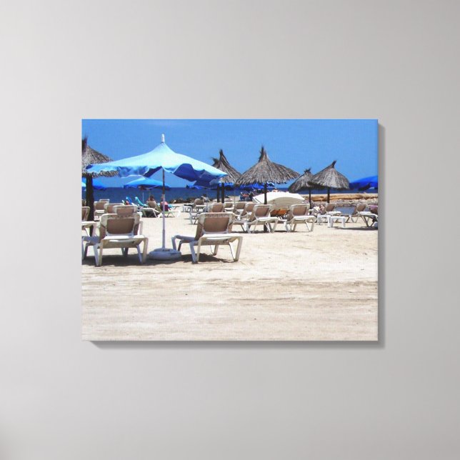 Sandy Beach Szene mit Stühlen & Umbrellas Wall Art Leinwanddruck (Vorderseite)