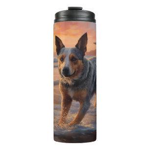 Sandy Paws Australian Cattle Dog on Beach Sunset Thermosbecher