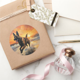 Sandy Paws Belgischer Malinois Hund am Strand Sonn Runder Aufkleber