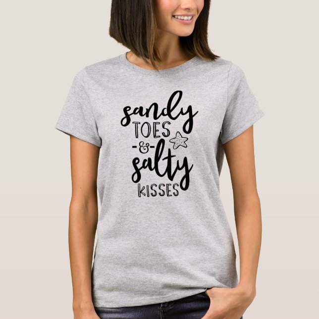 Sandy Toes & Salty Kisses Beach Vacation T-Shirt (Vorderseite)