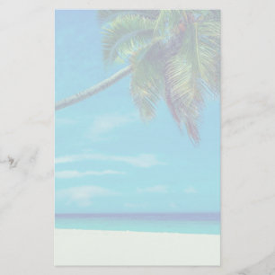 Sandy White Beach mit Tropical Palm Tree Briefpapier
