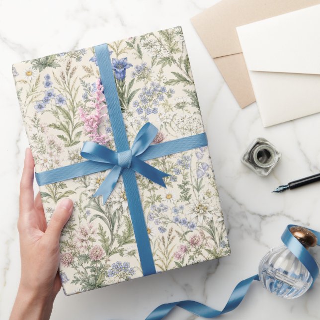 Sanfte alpine Wildblumenwiesen-Kunst Geschenkpapier (Schenken)