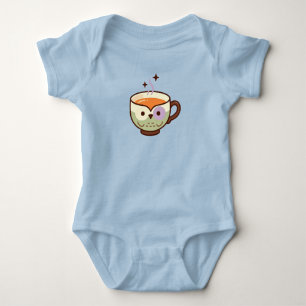 Sanfte Eulen-Teetasse — Weiches, pastellfarbenes m Baby Strampler