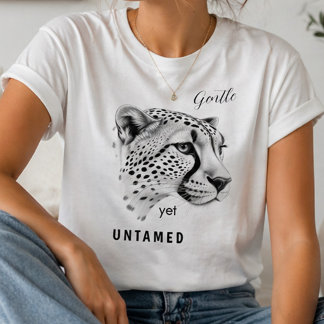 Sanfte und doch ungezähmte Gepard Minimalist Wildt T-Shirt