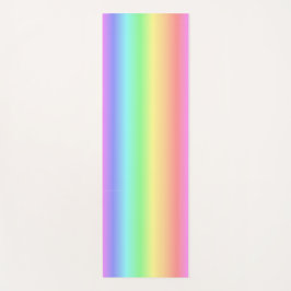 sanfter Regenbogen mit Farben auf einer Yogamatze Yogamatte