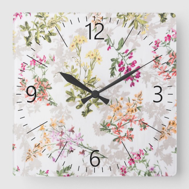 Sanftes Blumenmuster Quadratische Wanduhr (Vorderseite)