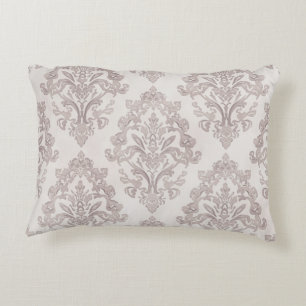 Sanftes Taupe-Damask Wasserfarbe Klassisches Flora Dekokissen