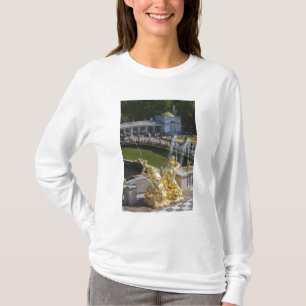 Sankt Petersburg, Grand Cascade-Brunnen T-Shirt