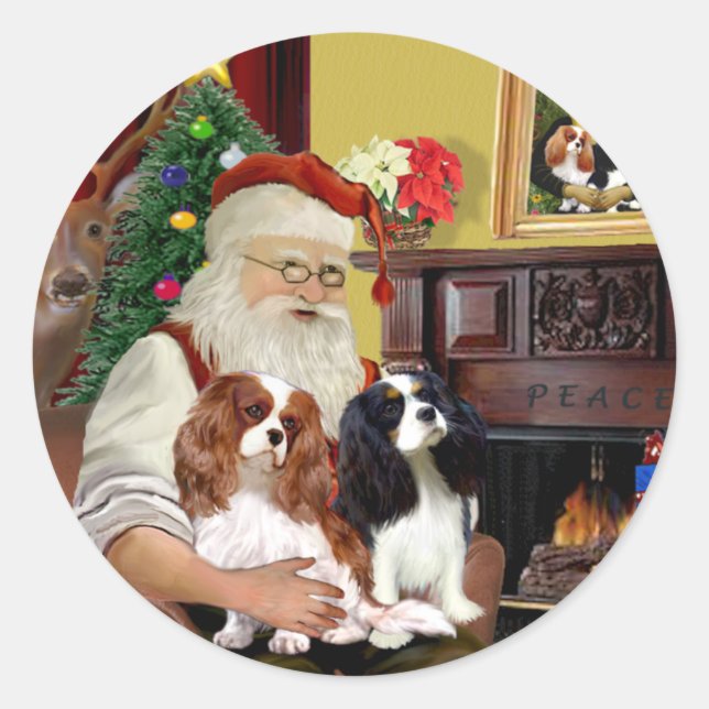 Santa at Zuhause Cavalier King Charles (zwei) Runder Aufkleber (Vorderseite)