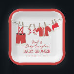 Santa Baby Christmas Baby Dusche Pappteller<br><div class="desc">Feiern Sie die Freude an der Weihnachtszeit mit der Weihnachtsdusche des Weihnachtsmannes! Diese hübschen Teller aus Papier sind mit einer Wäscheleine geschmückt,  die mit bezaubernden,  vom Weihnachtsmann inspiriert Babykleidern geschmückt ist. Diese Teller sind die perfekte Anzeige an jeder Leckerei.</div>