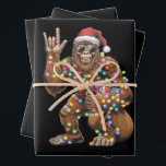 Santa Bigfoot Christmas Lights Rock Funny Geschenkpapier Set<br><div class="desc">Santa Bigfoot Christmas Lights Rock Funny Sasquatch Glaube</div>